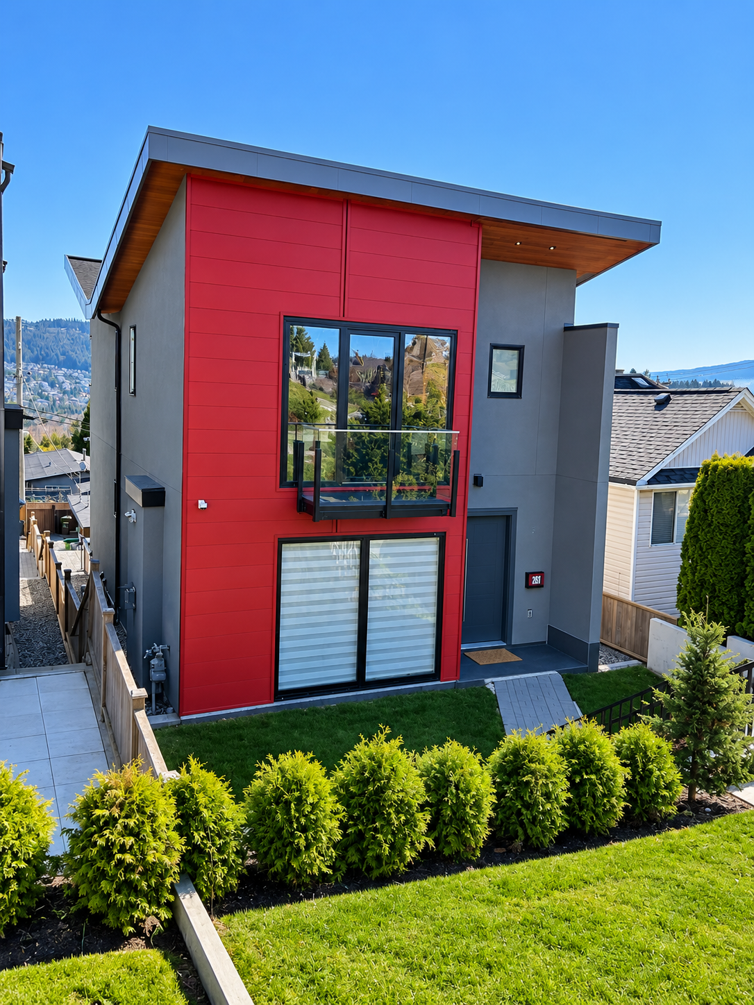 18 N Ellesmere Avenue – Custom Residence